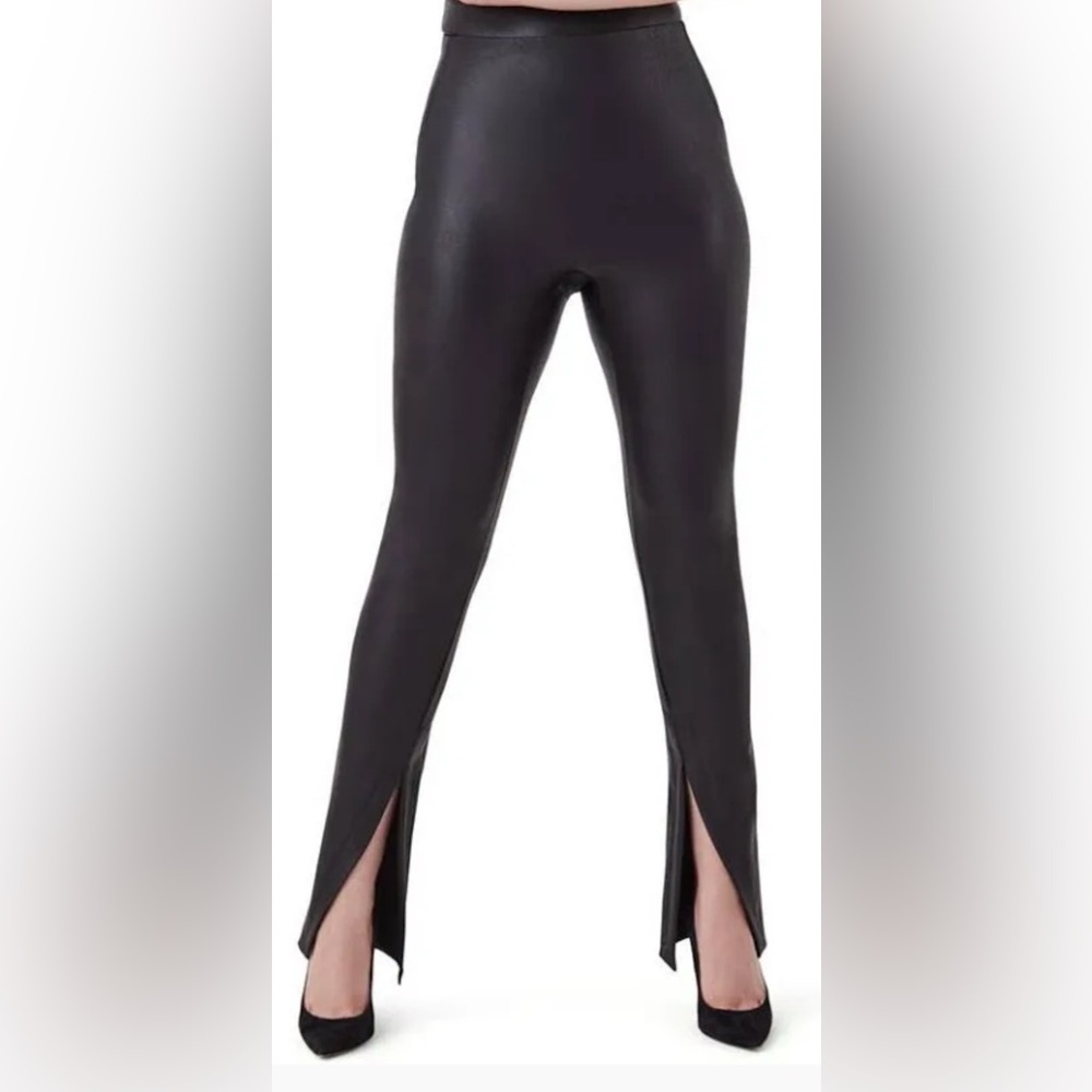 SPANX Black Skinny Pants Sleek Form-Fitting Design